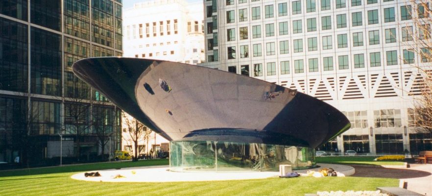 Canary Wharf Blue Ron Arad sculpture at Canary Warf